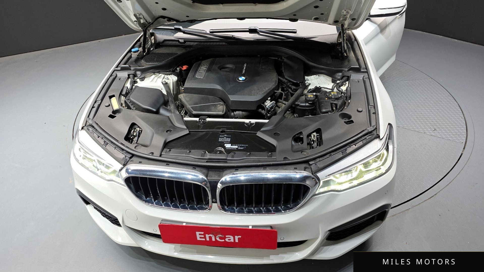 BMW 5 Series (G30) 2017 — миниатюра 6