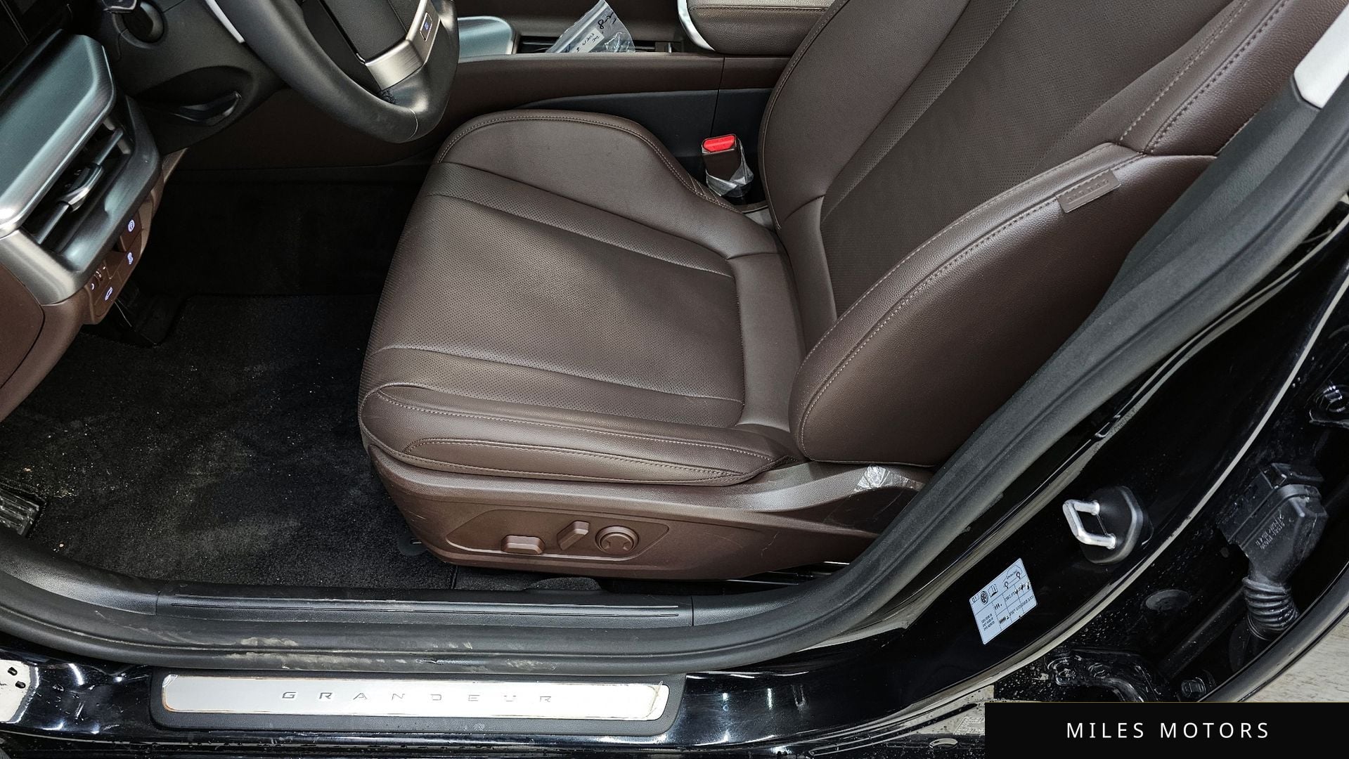Hyundai 그랜저 (GN7) 2024 — миниатюра 18