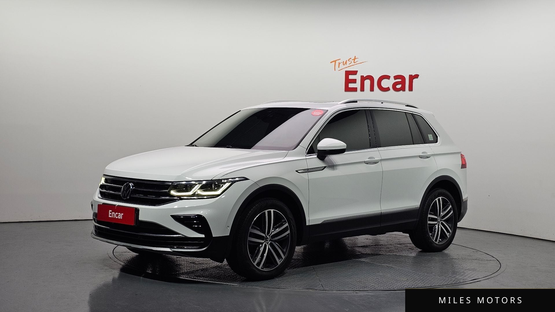 Volkswagen Tiguan 2022 — фото 1 из 12