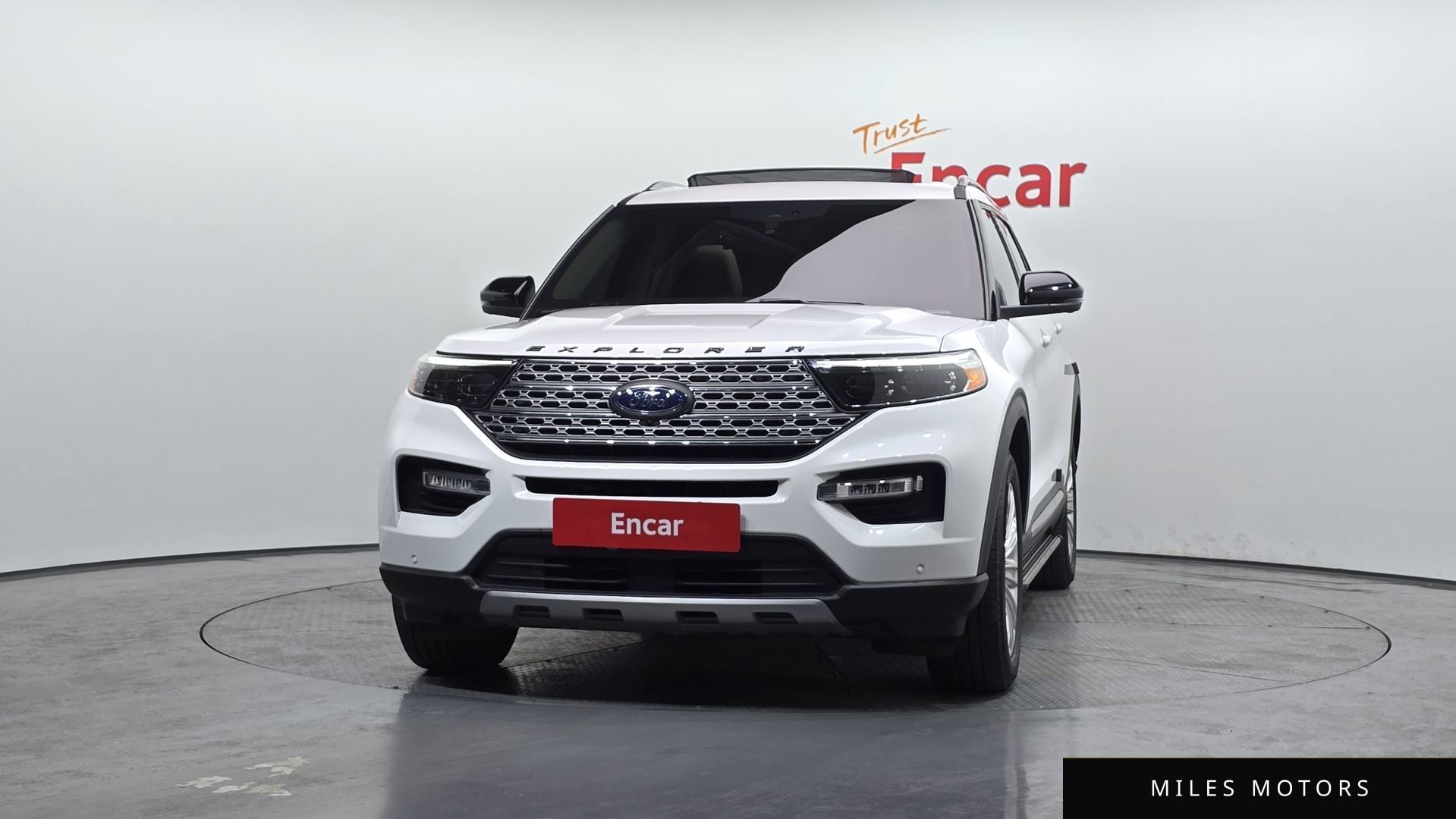 Ford Explorer 2021 — миниатюра 3