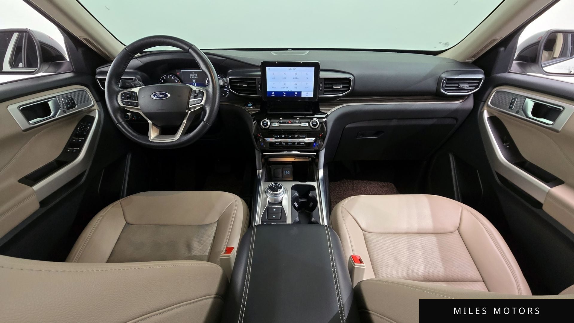 Ford Explorer 2021 — миниатюра 7