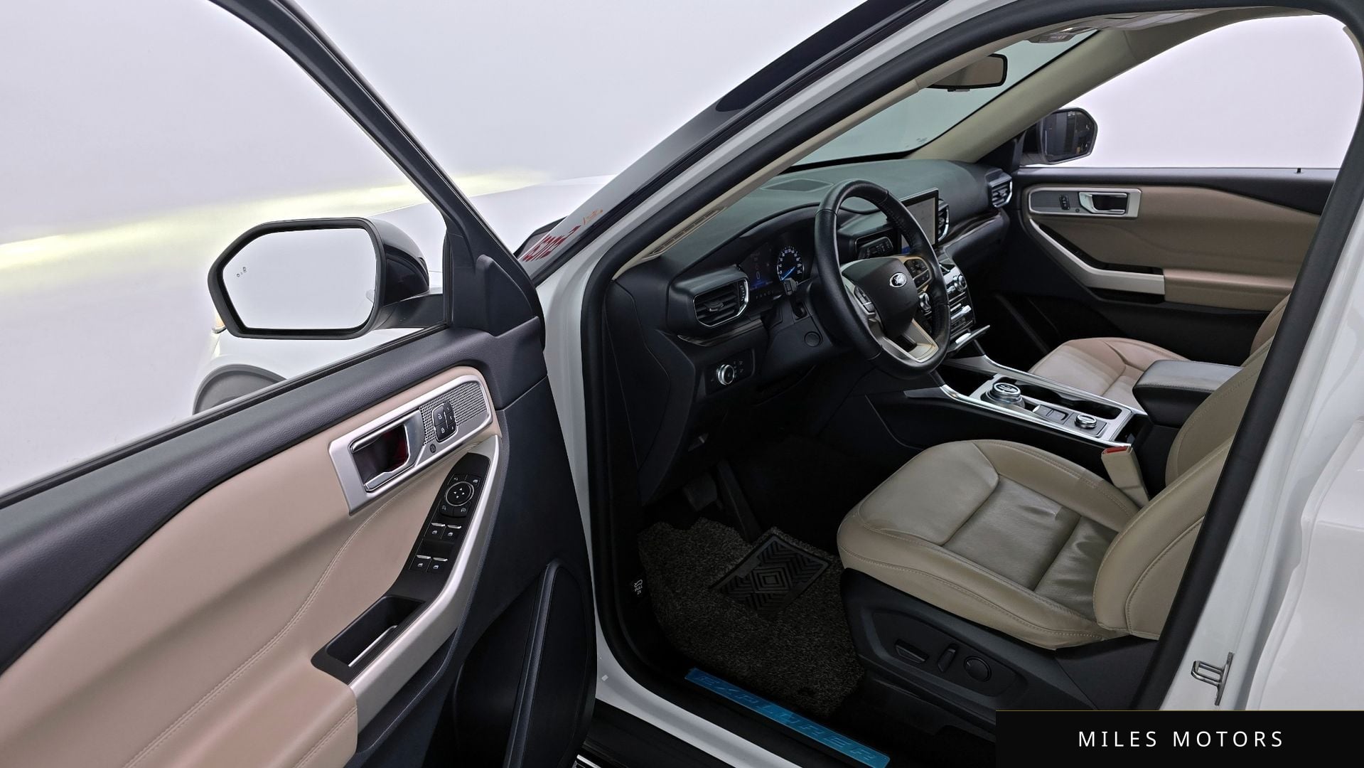 Ford Explorer 2021 — миниатюра 10