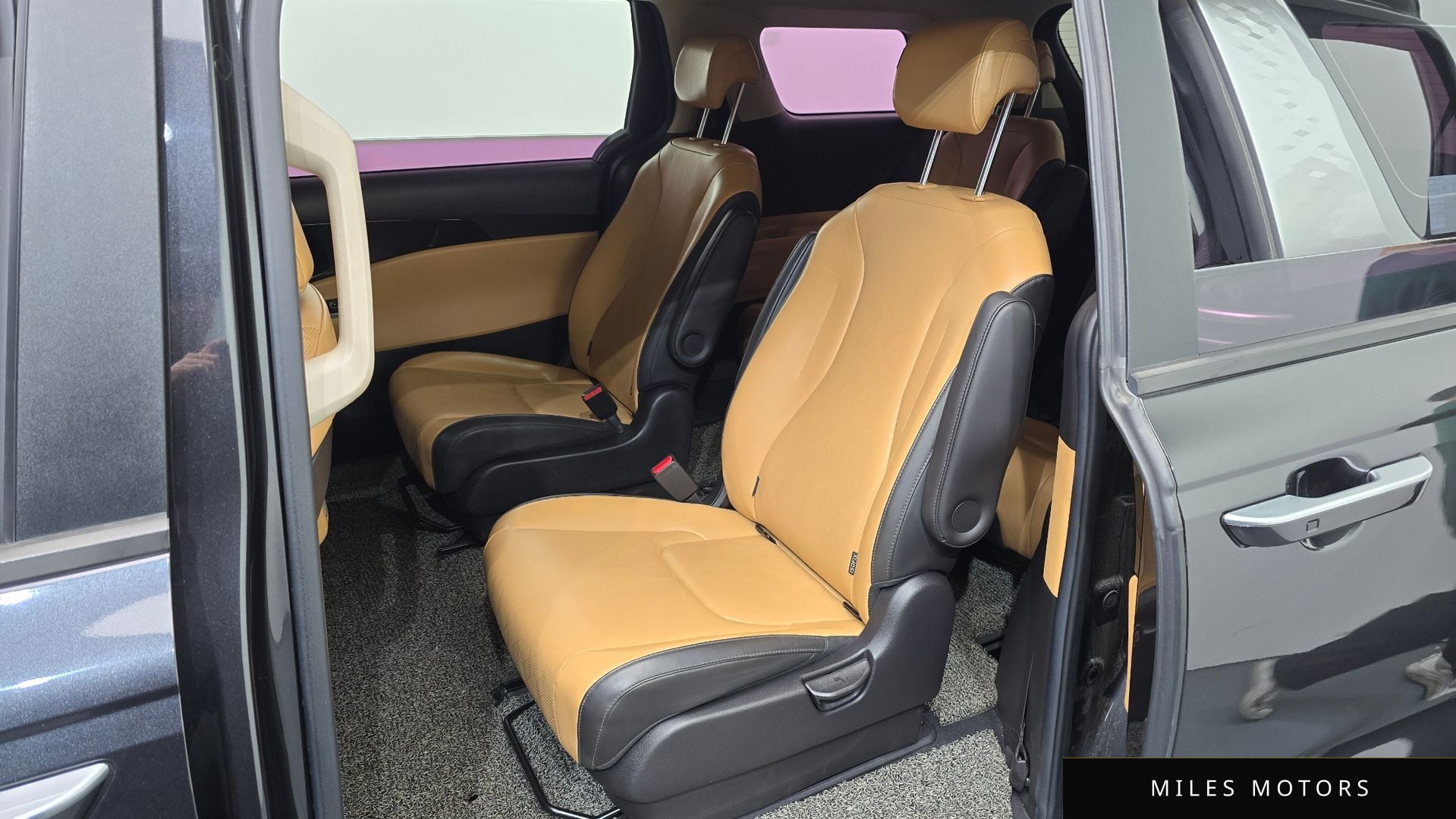 Kia Carnival 2021 — миниатюра 11