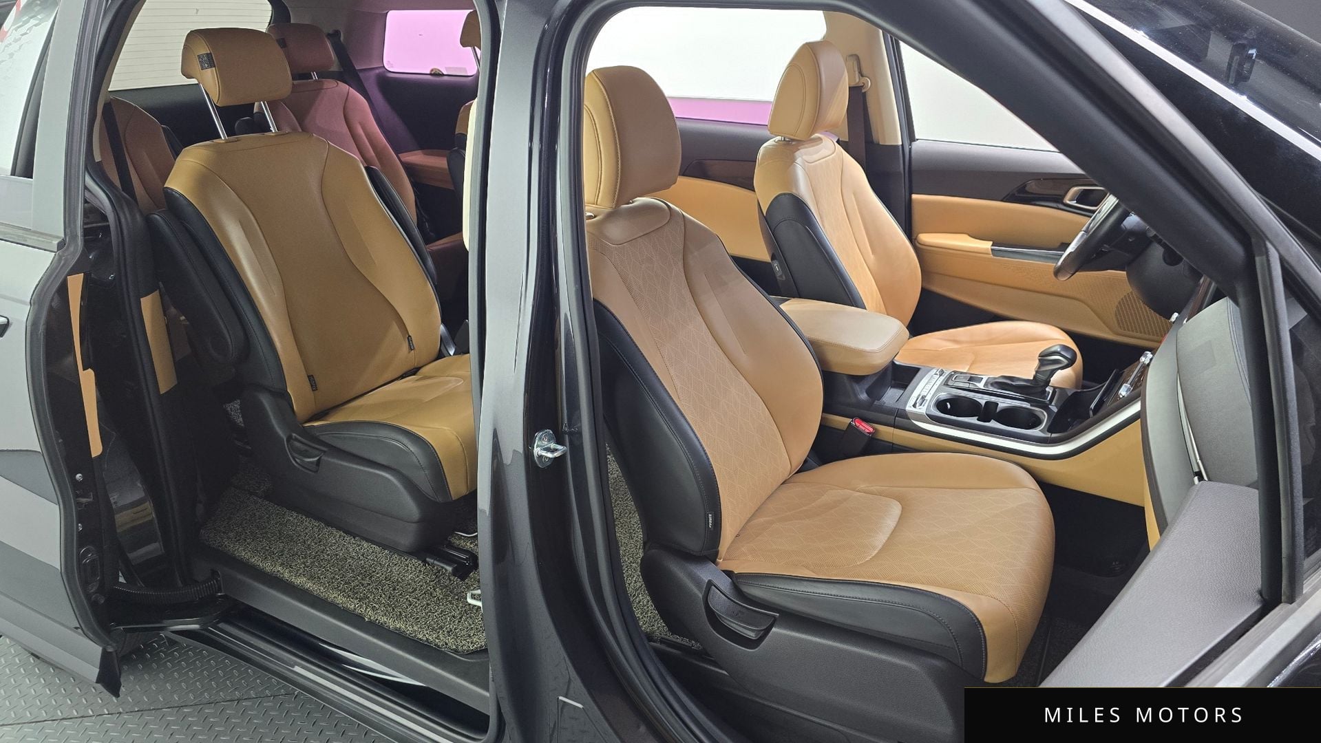 Kia Carnival 2021 — миниатюра 12
