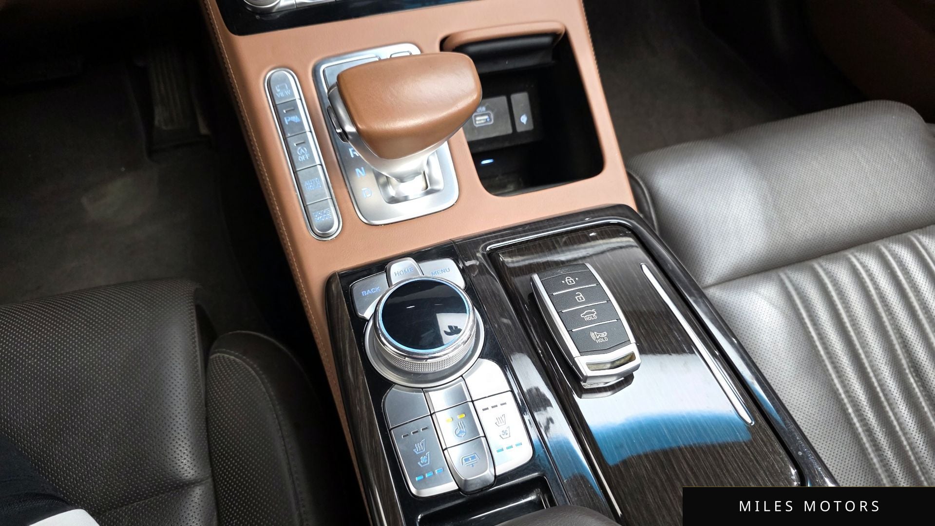 Genesis G90 2019 — миниатюра 9