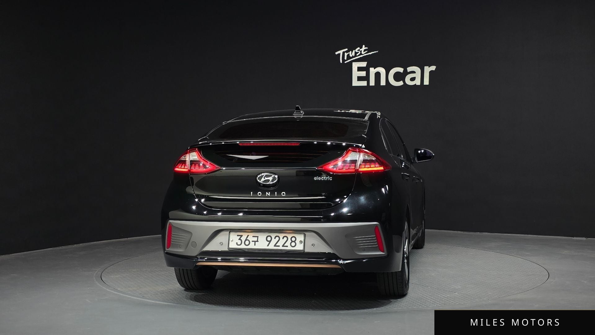 Hyundai Ioniq 2017 — миниатюра 4