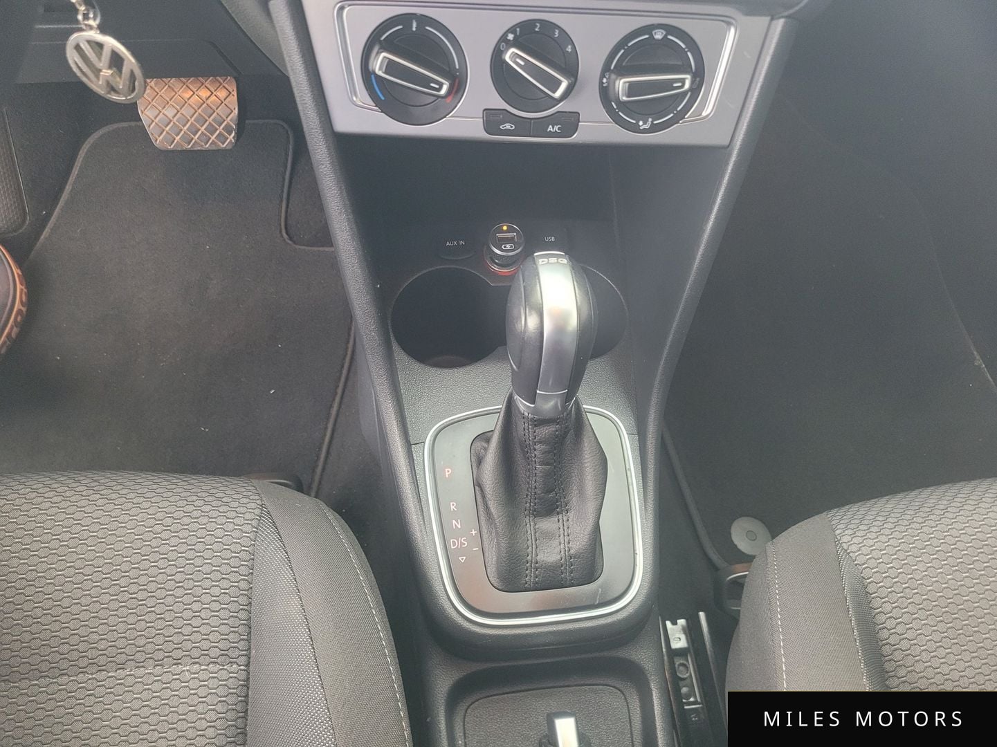 Volkswagen Polo 2015 — миниатюра 9