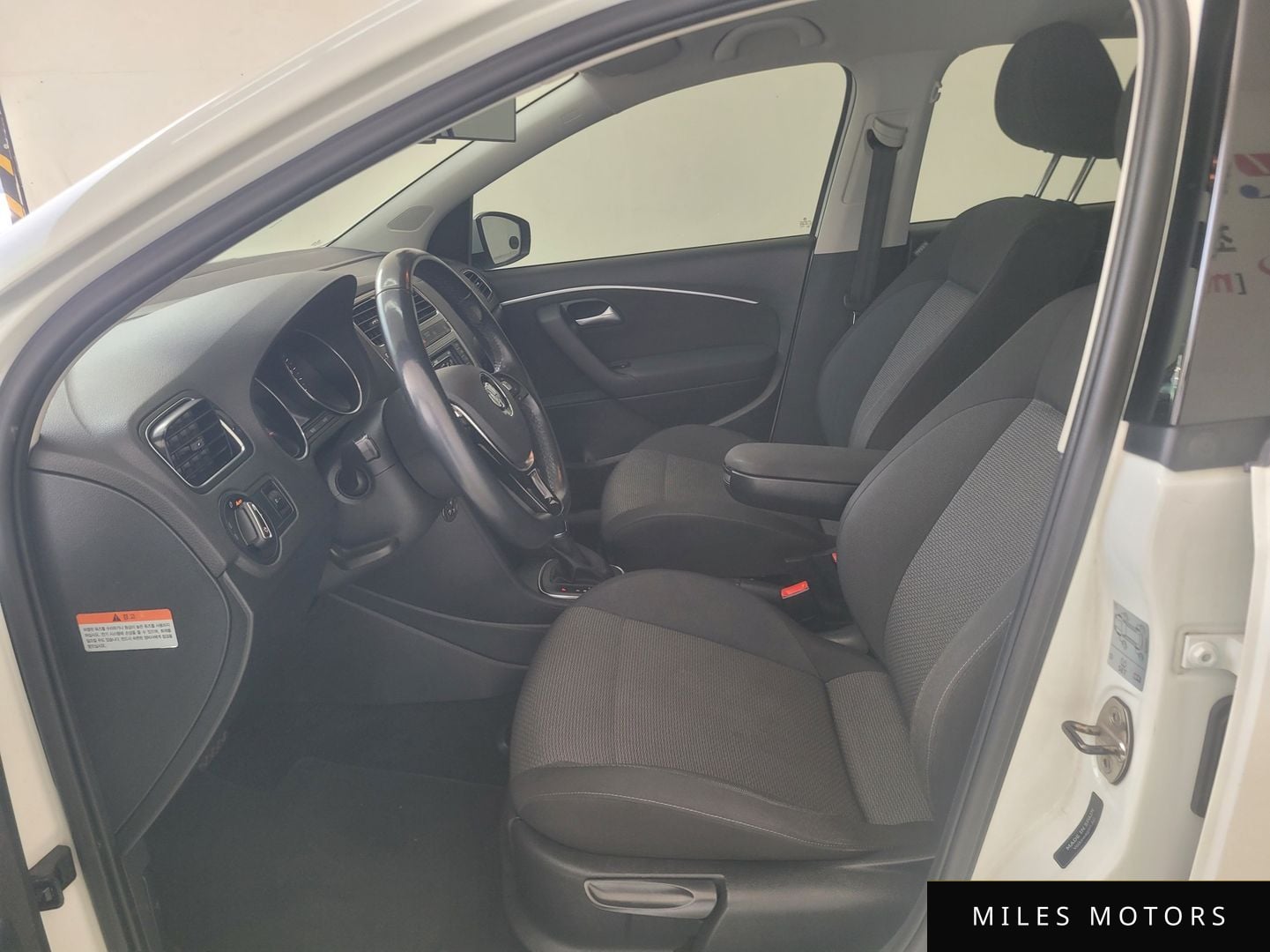 Volkswagen Polo 2015 — миниатюра 11
