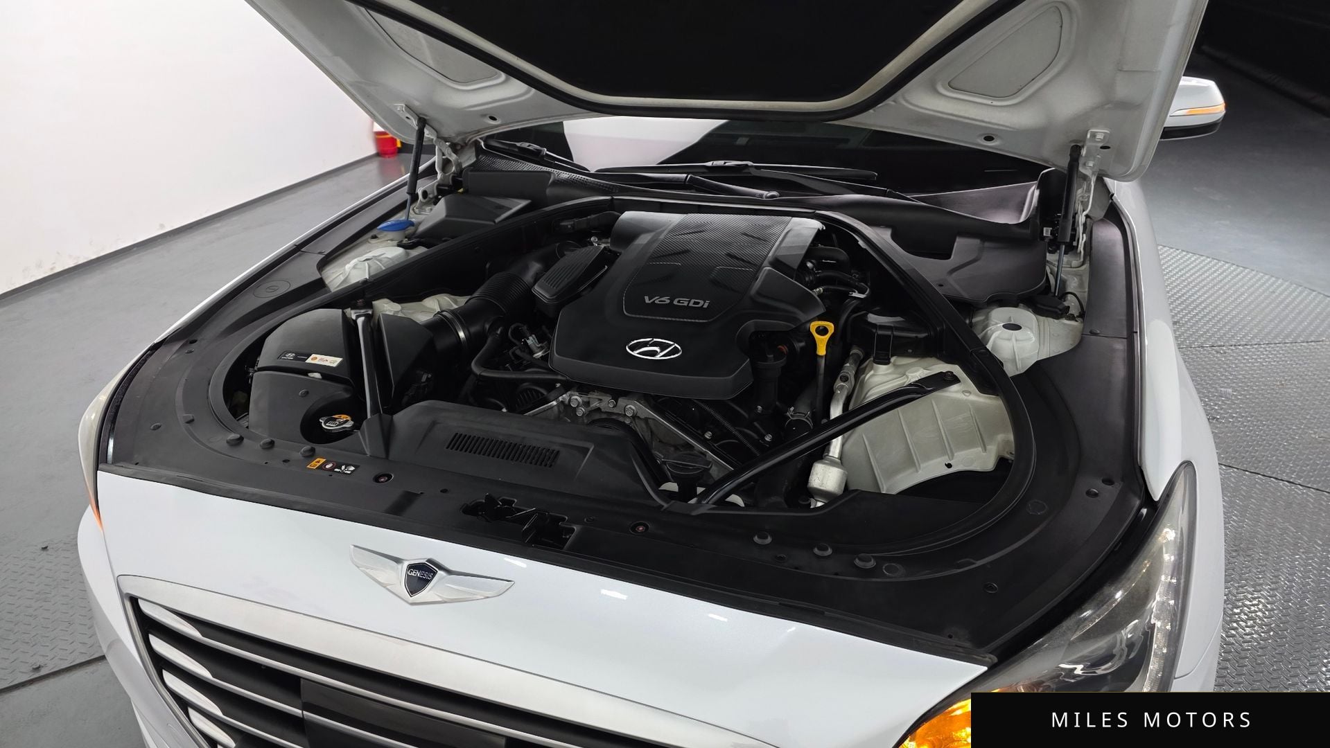 Hyundai Genesis 2016 — миниатюра 6