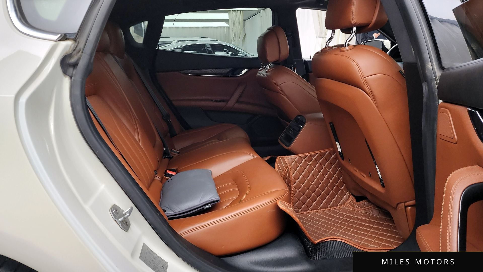 Maserati 콰트로포르테 2016 — миниатюра 12