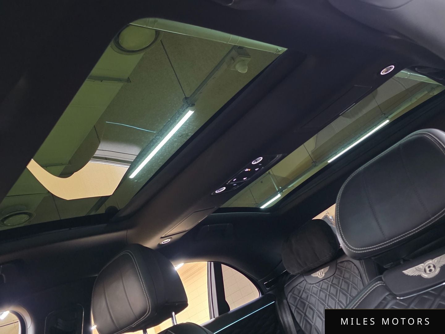 Bentley 플라잉스퍼 2020 — миниатюра 14