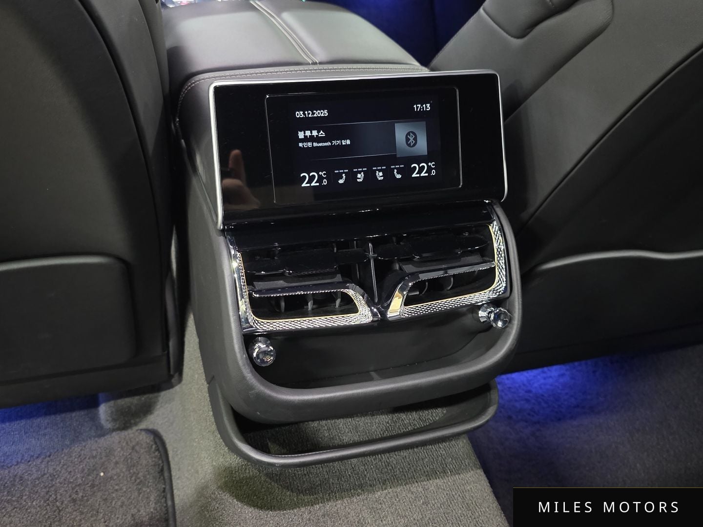 Bentley 플라잉스퍼 2020 — миниатюра 16