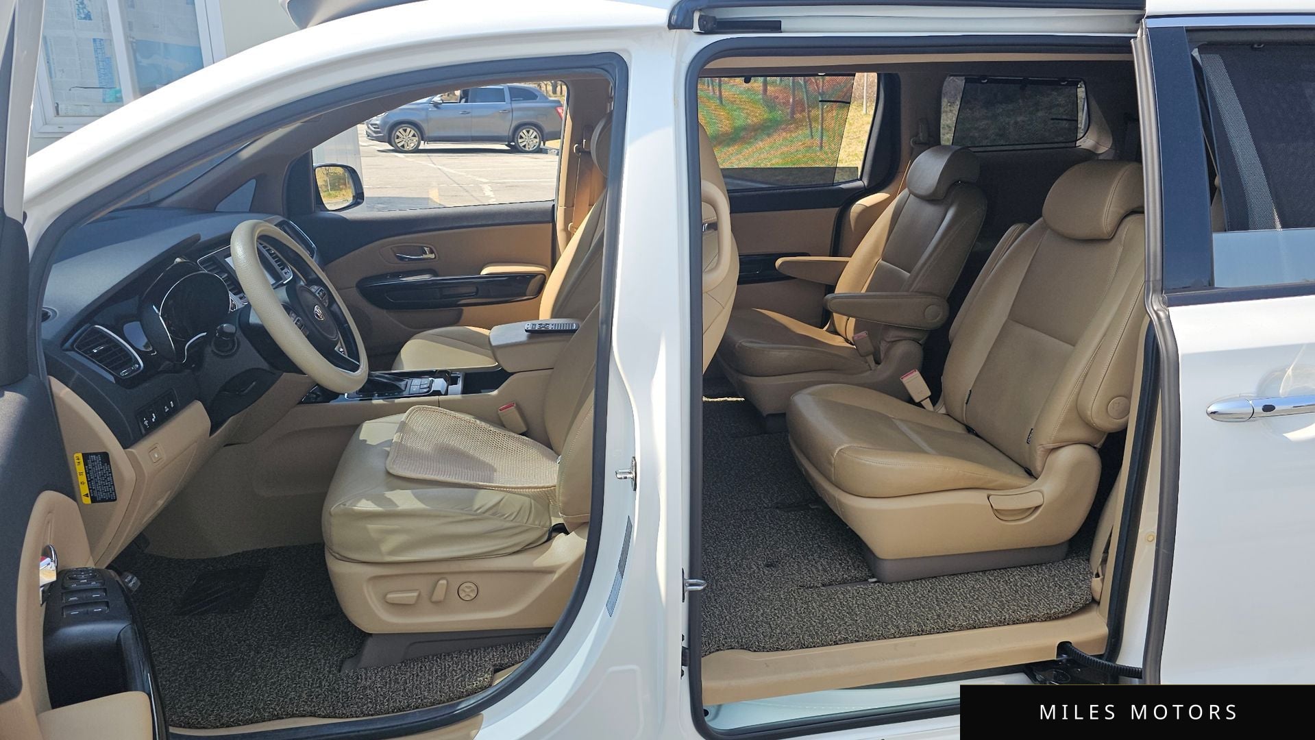 Kia Canival 2018 — миниатюра 10