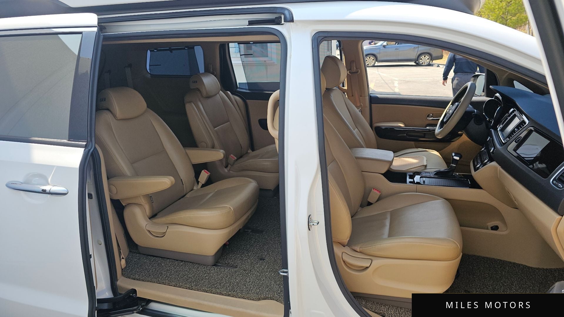 Kia Canival 2018 — миниатюра 11