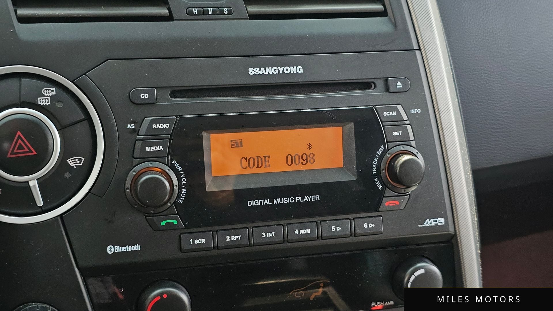 KG Mobility KORANDO 2014 — миниатюра 16