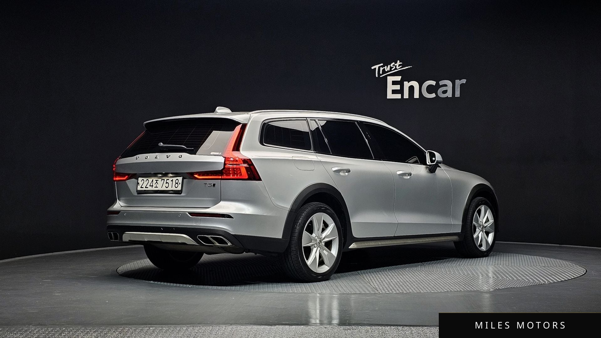 Volvo V60 크로스컨트리 2020 — миниатюра 2