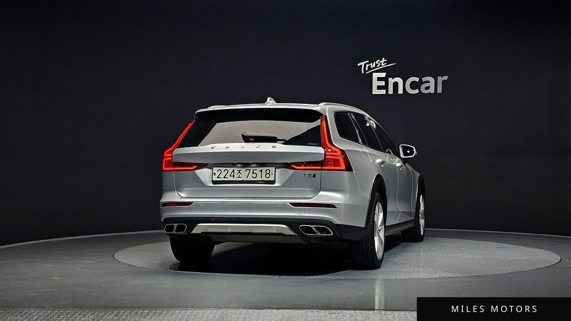 Volvo V60 크로스컨트리 2020 — миниатюра 4