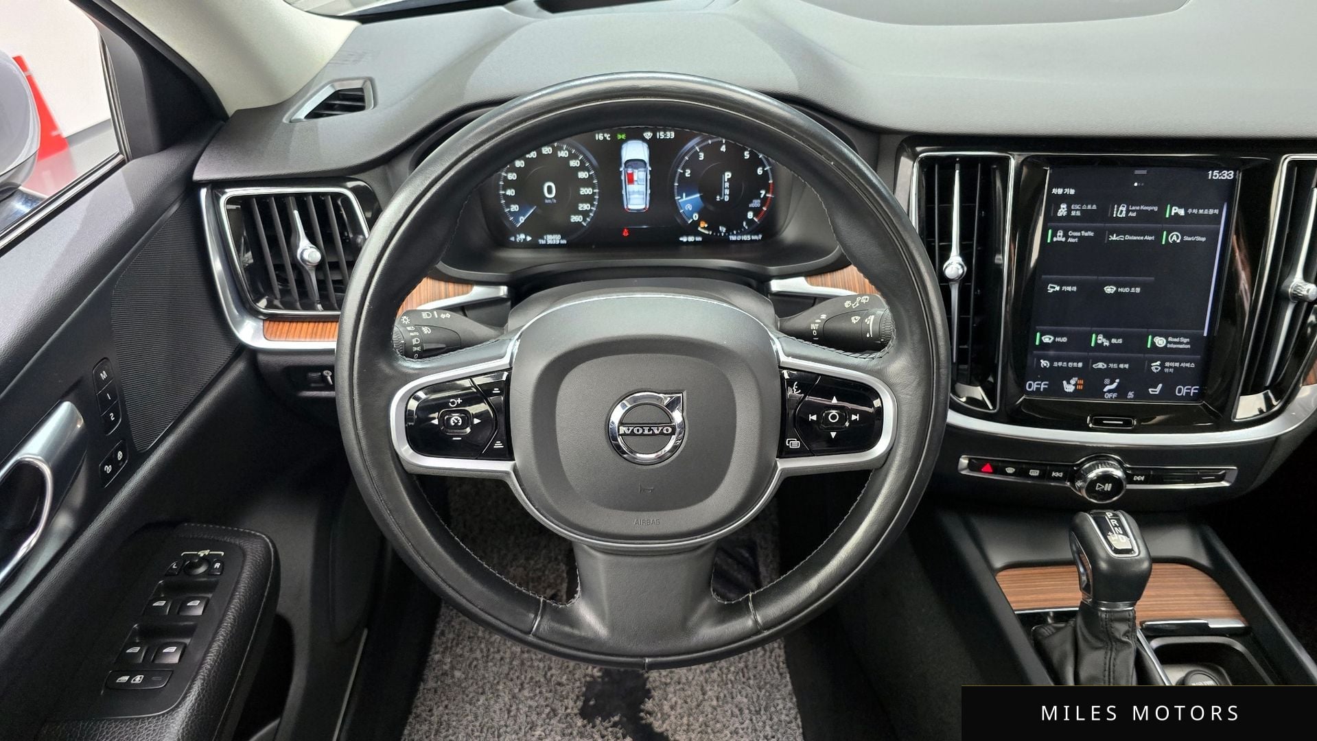 Volvo V60 크로스컨트리 2020 — миниатюра 14