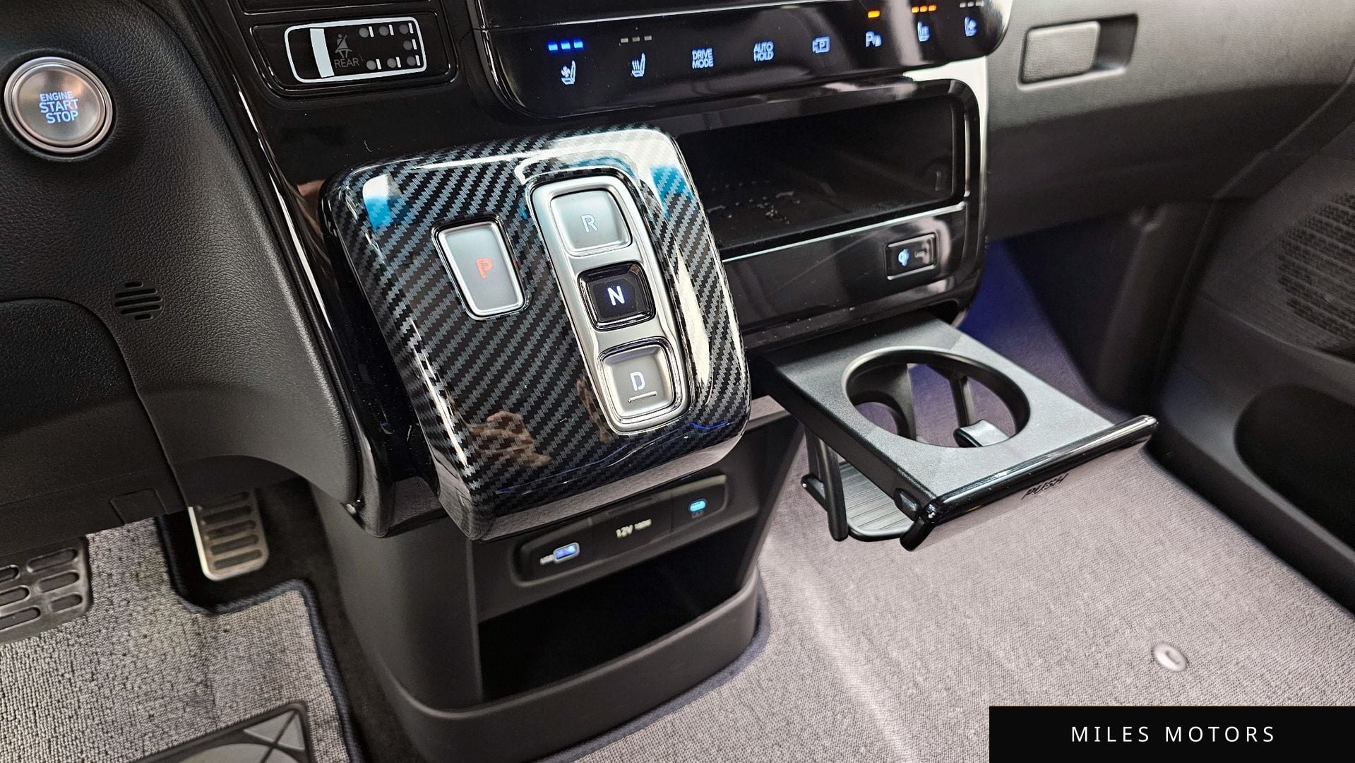 Hyundai 스타리아 2025 — миниатюра 9