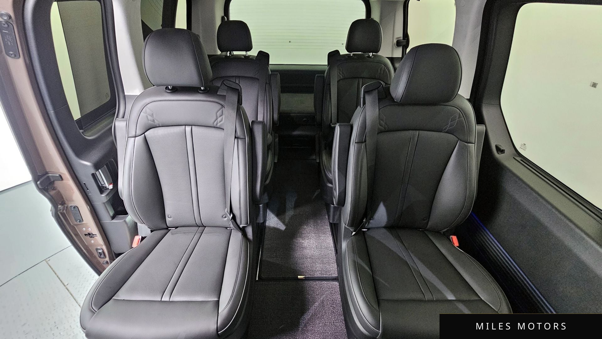 Hyundai 스타리아 2025 — миниатюра 12