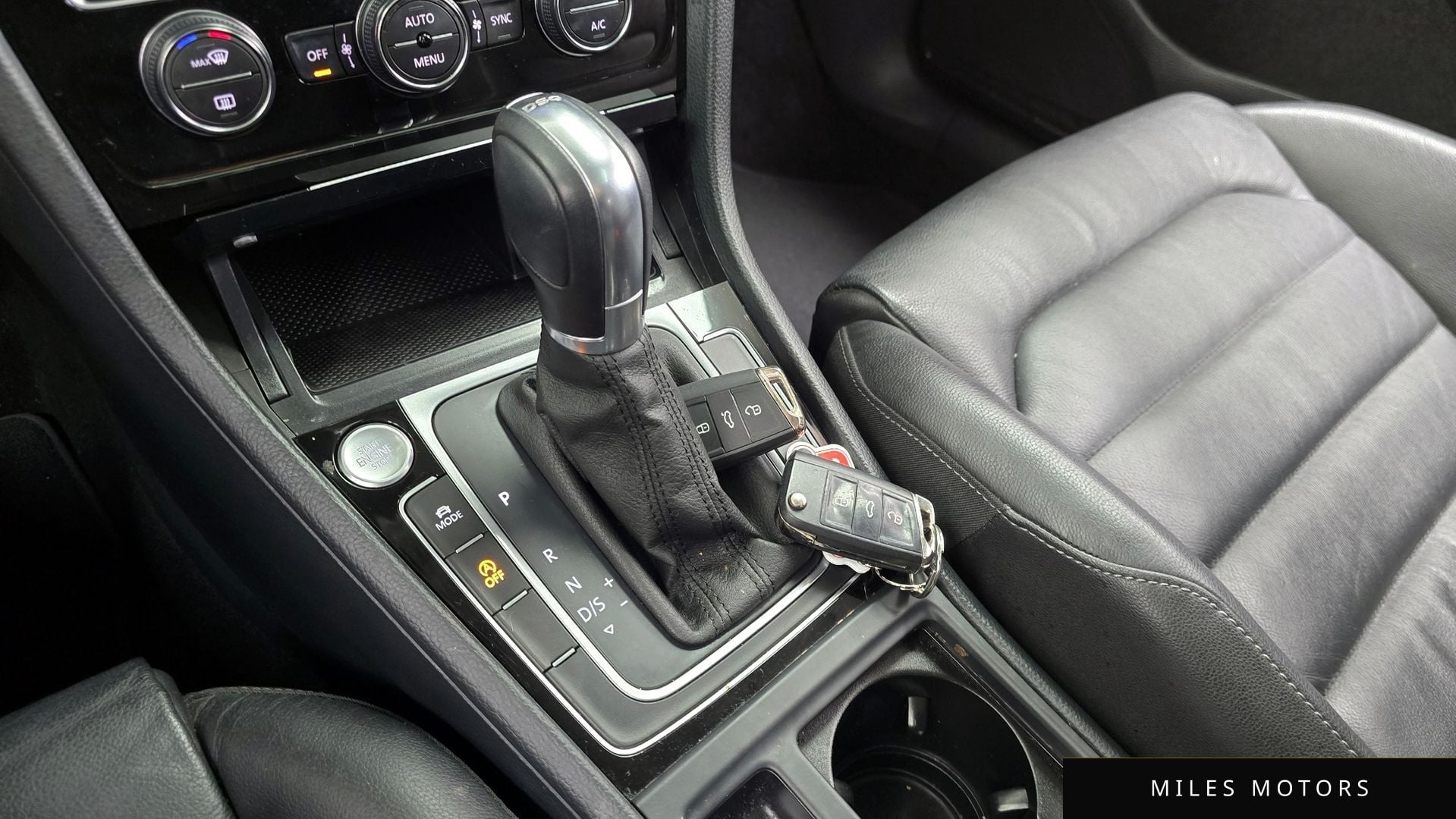 Volkswagen 골프 2016 — миниатюра 9