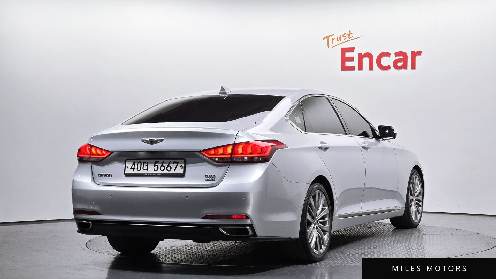 Hyundai Genesis 2016 — миниатюра 2