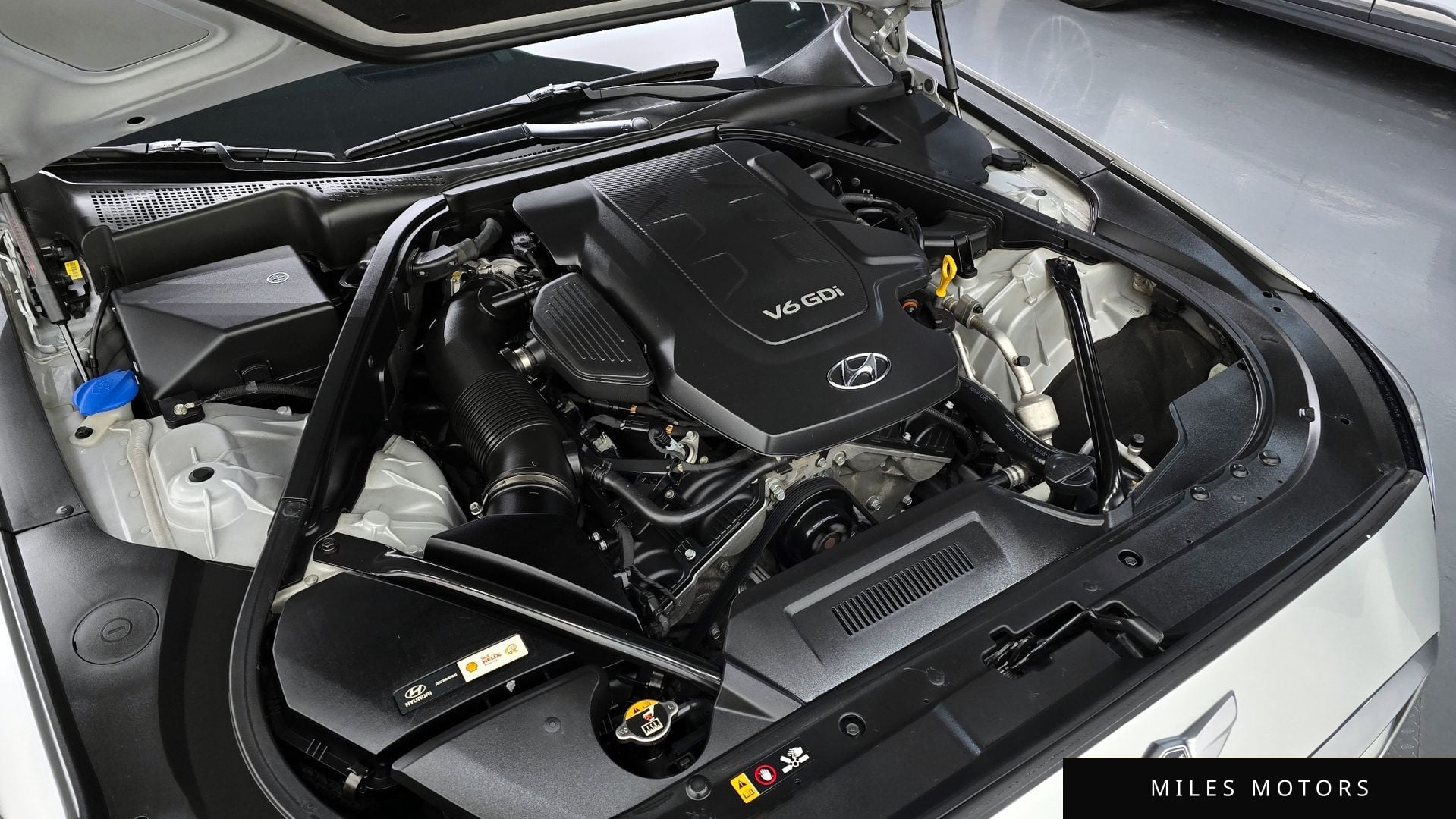 Hyundai Genesis 2016 — миниатюра 6