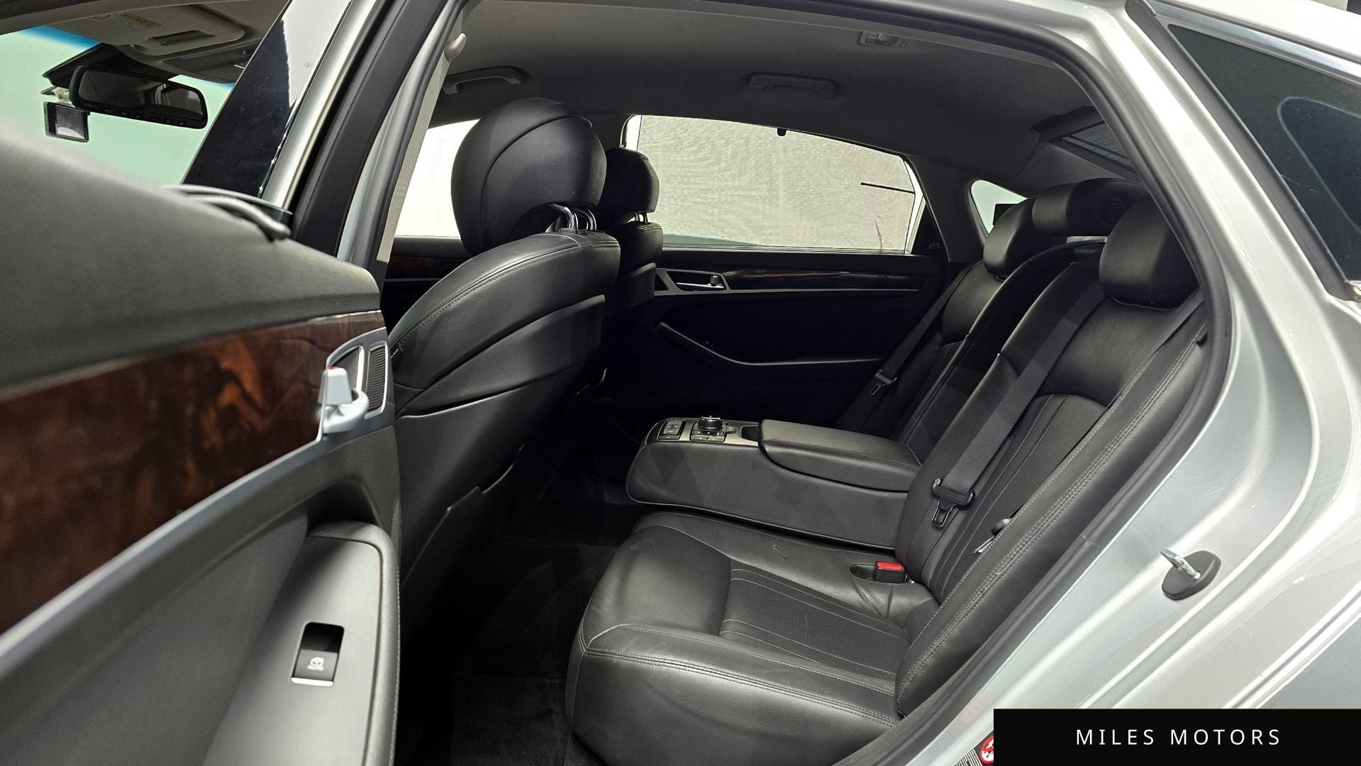Hyundai Genesis 2016 — миниатюра 12