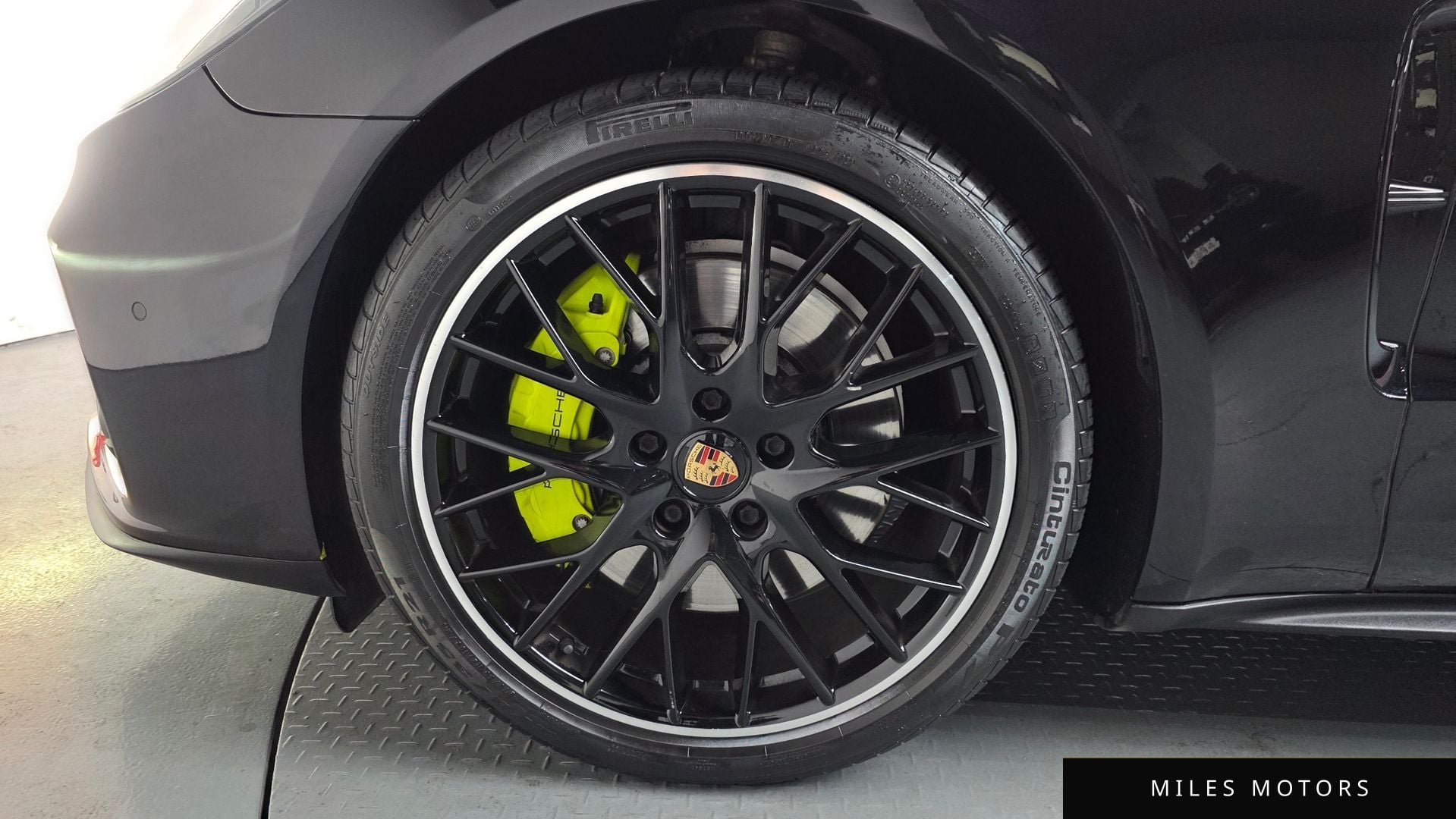 Porsche Panamera 2021 — миниатюра 5