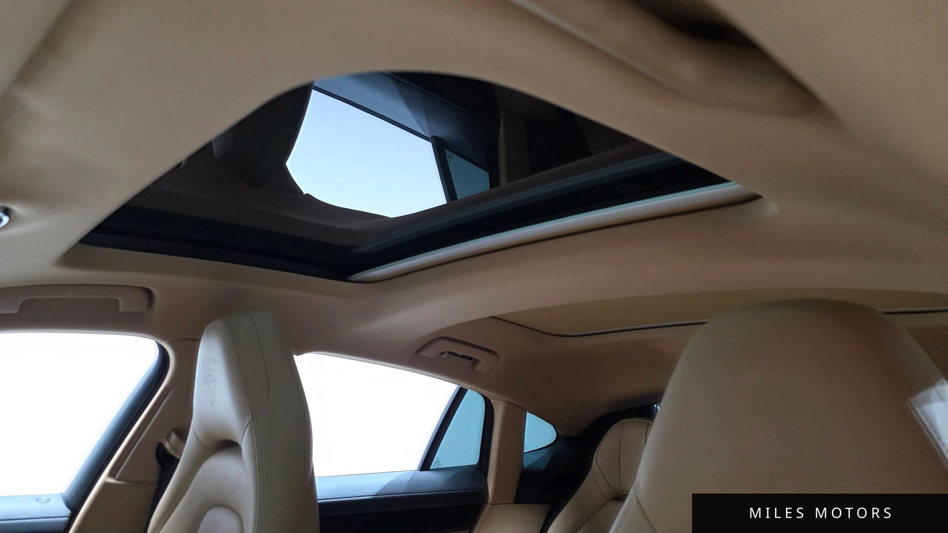 Porsche Panamera 2021 — миниатюра 18