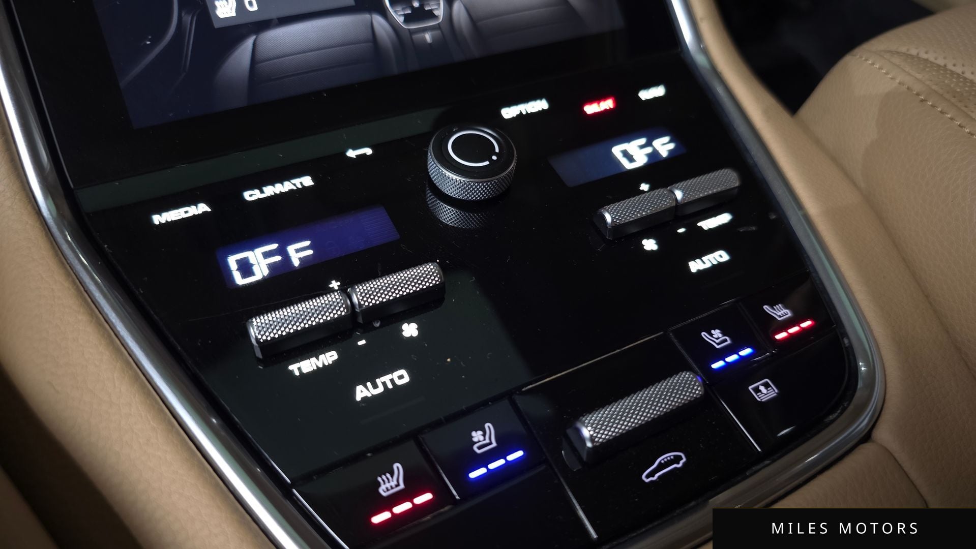 Porsche Panamera 2021 — миниатюра 19
