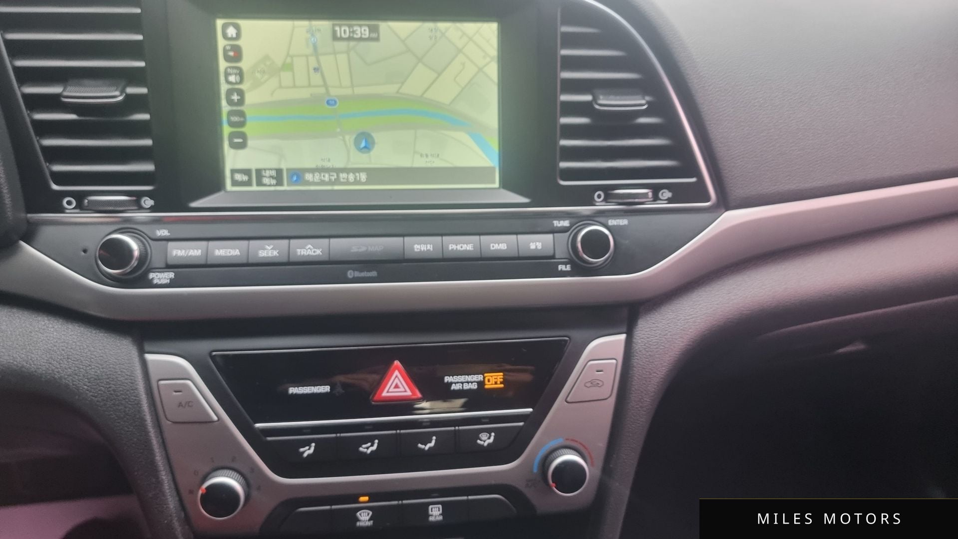 Hyundai AVANTE 2017 — миниатюра 12