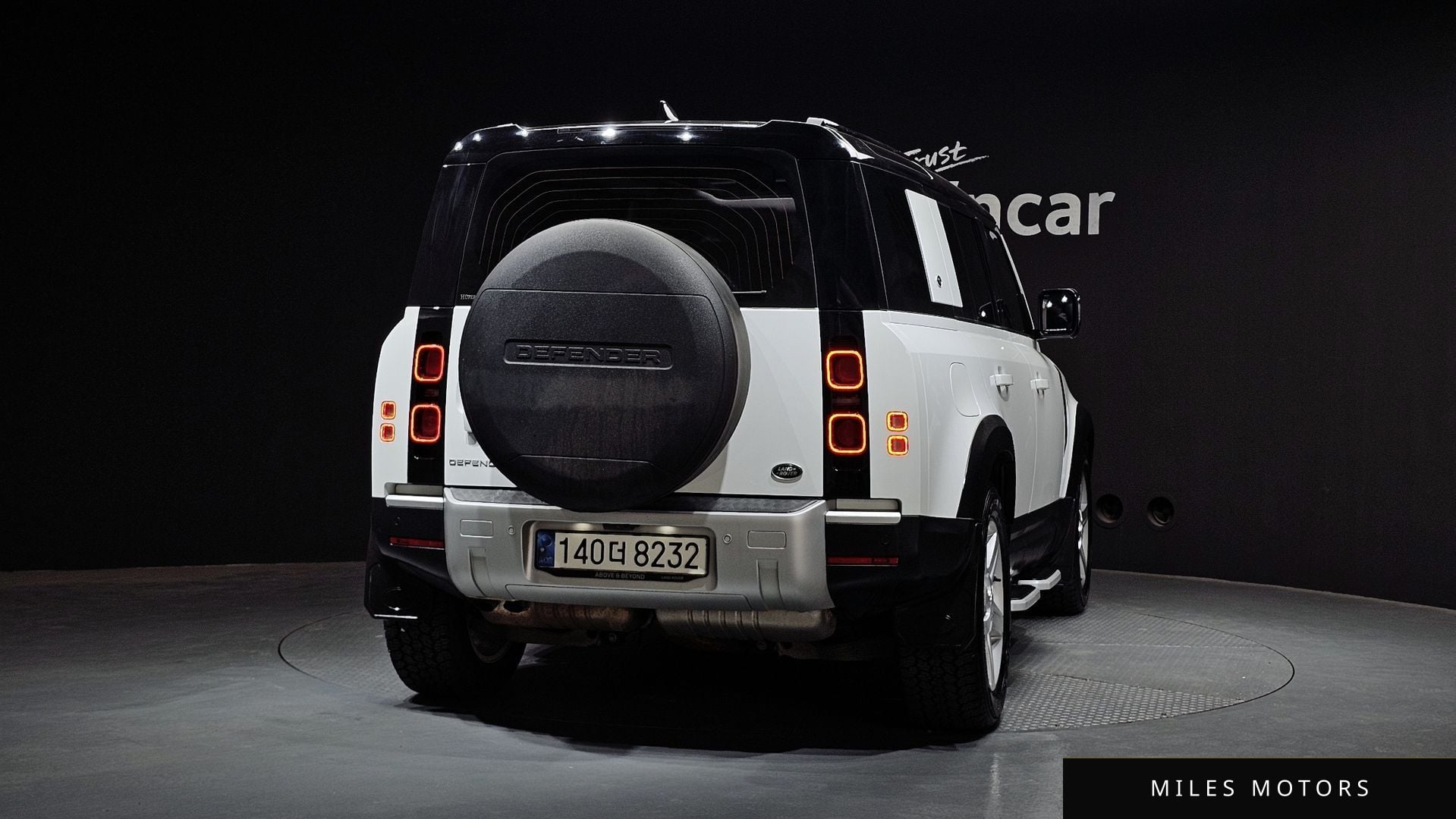 Land Rover Defender 2022 — миниатюра 4