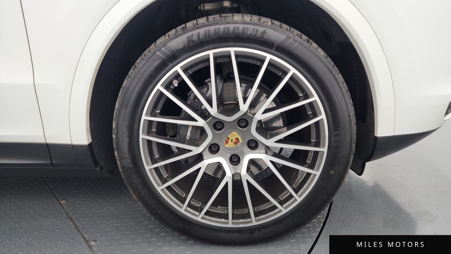 Porsche Cayenne 2019 — миниатюра 5
