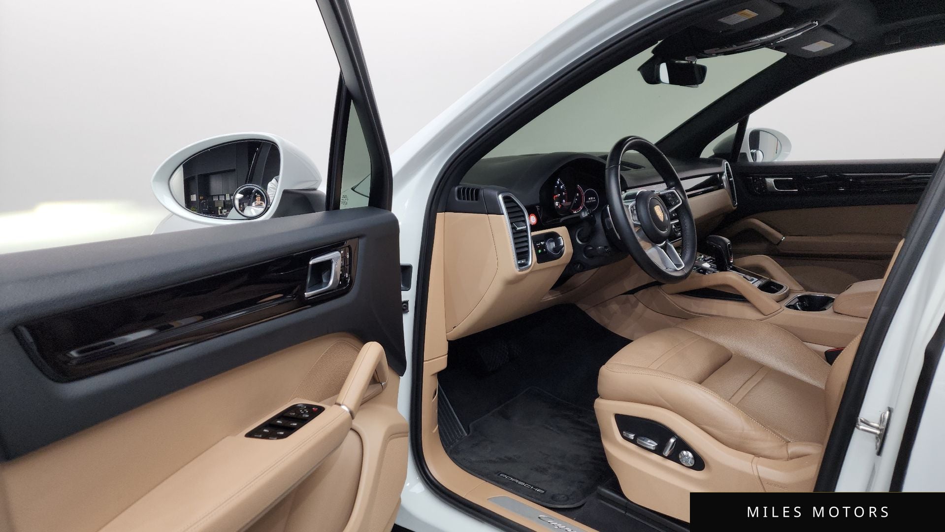 Porsche Cayenne 2019 — миниатюра 10