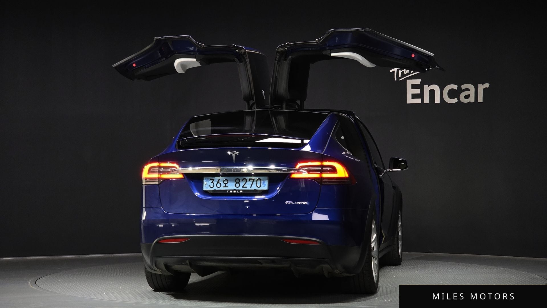 Tesla Model X 2020 — миниатюра 4