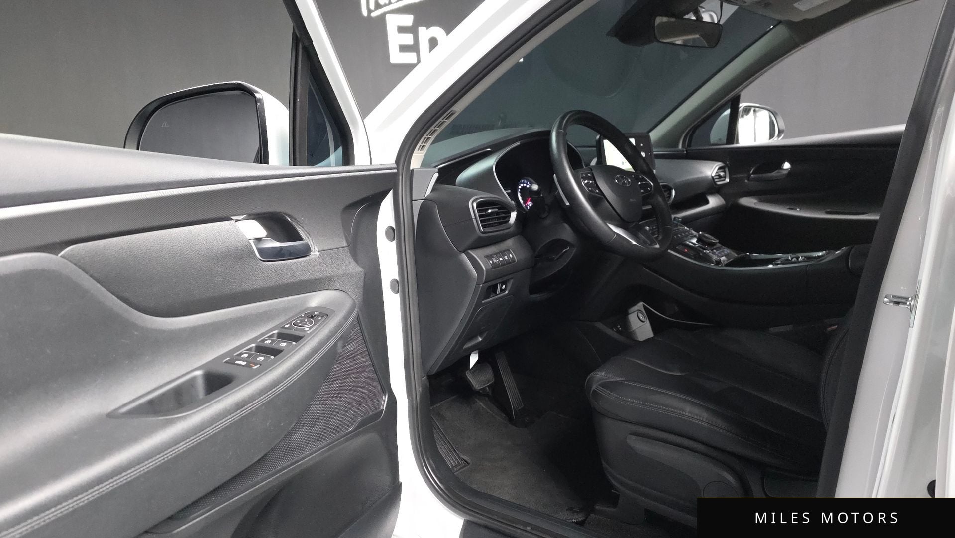 Hyundai 뉴 싼타페 2022 — миниатюра 10