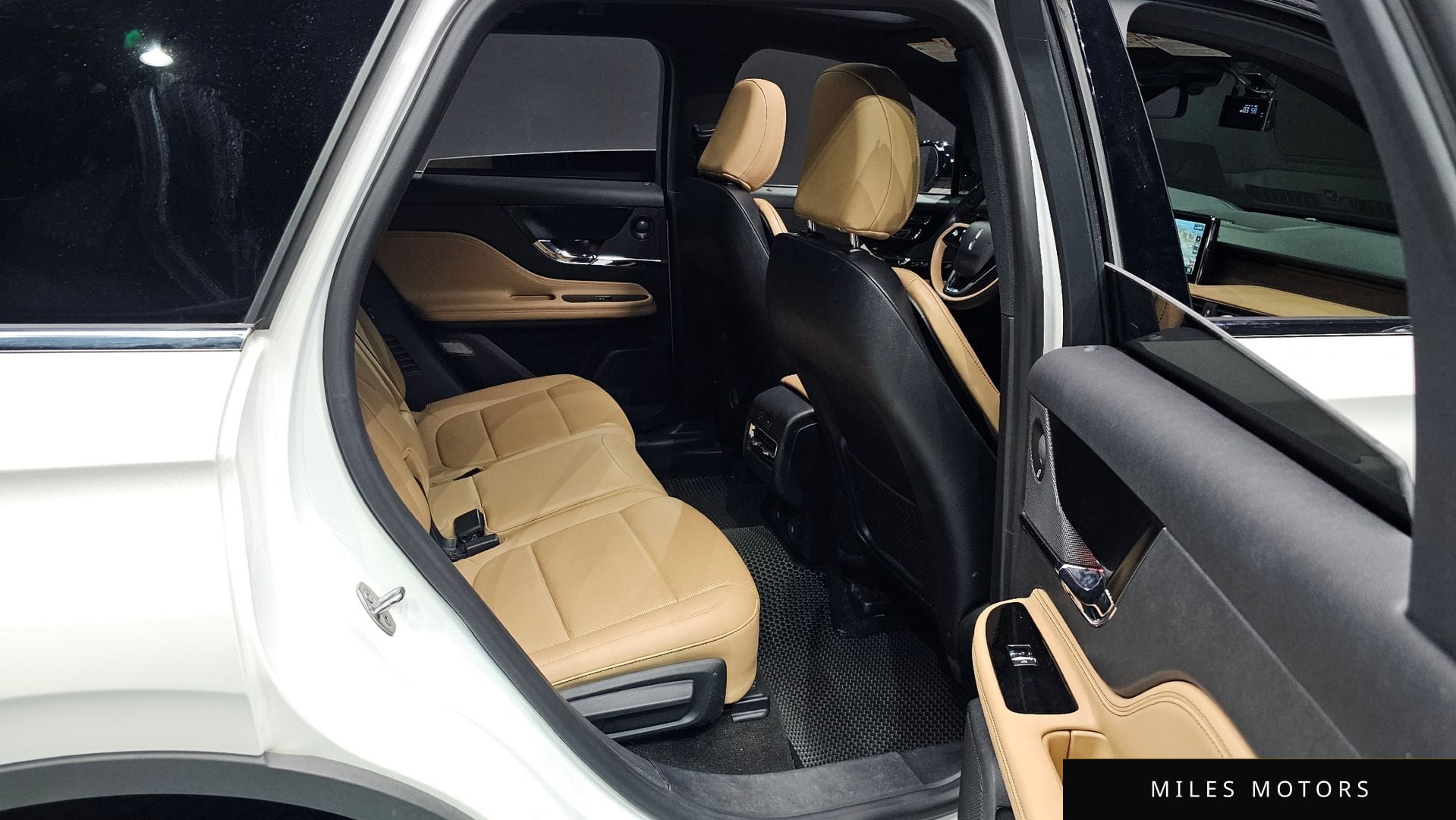 Lincoln 코세어 2021 — миниатюра 11
