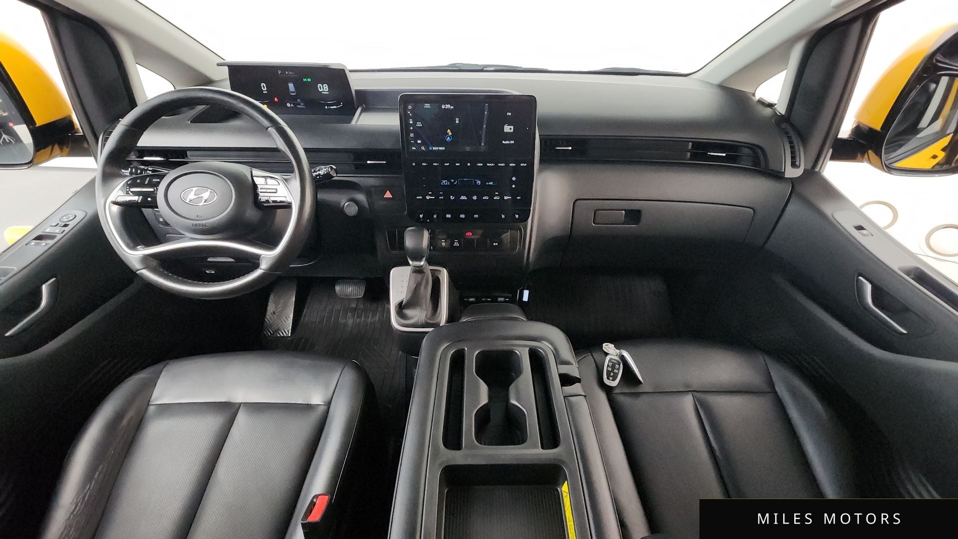 Hyundai 스타리아 2022 — миниатюра 7