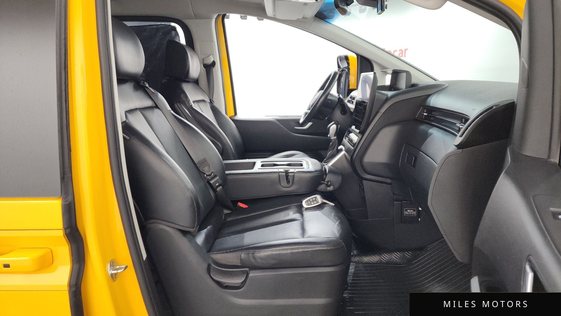 Hyundai 스타리아 2022 — миниатюра 11