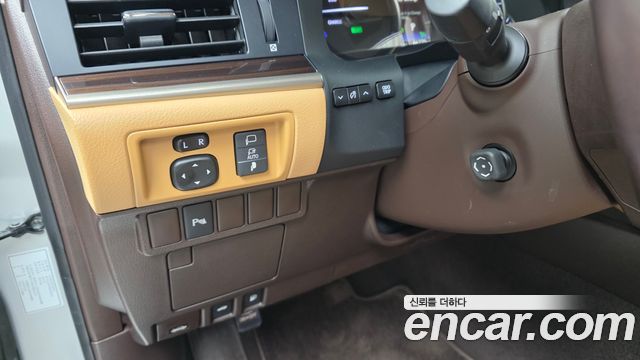 Лексус ES300h 2017 — миниатюра 15
