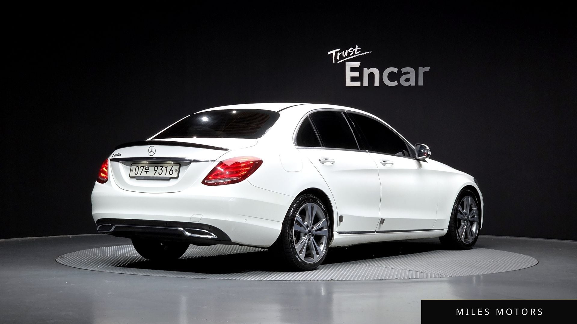 Mercedes-Benz C-Class W205 2018 — миниатюра 2