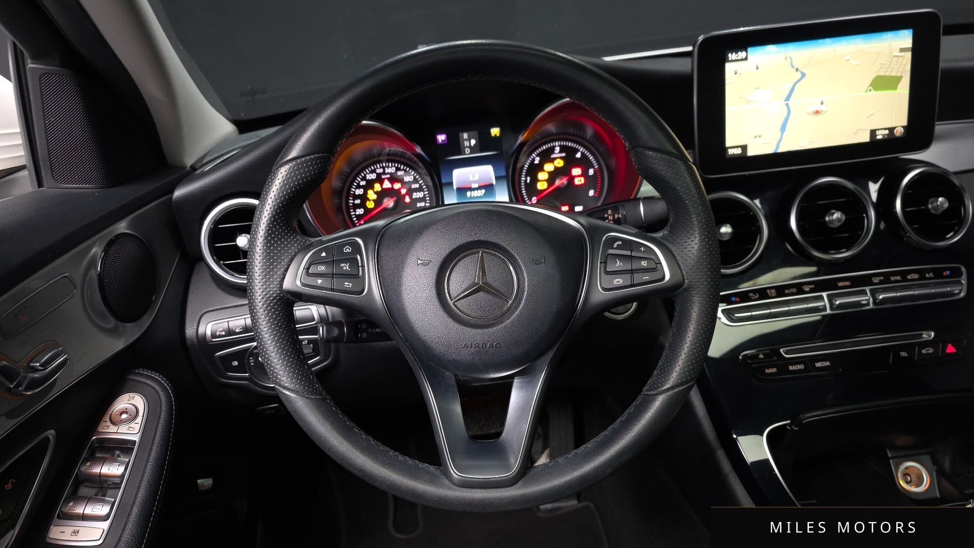 Mercedes-Benz C-Class W205 2018 — миниатюра 13