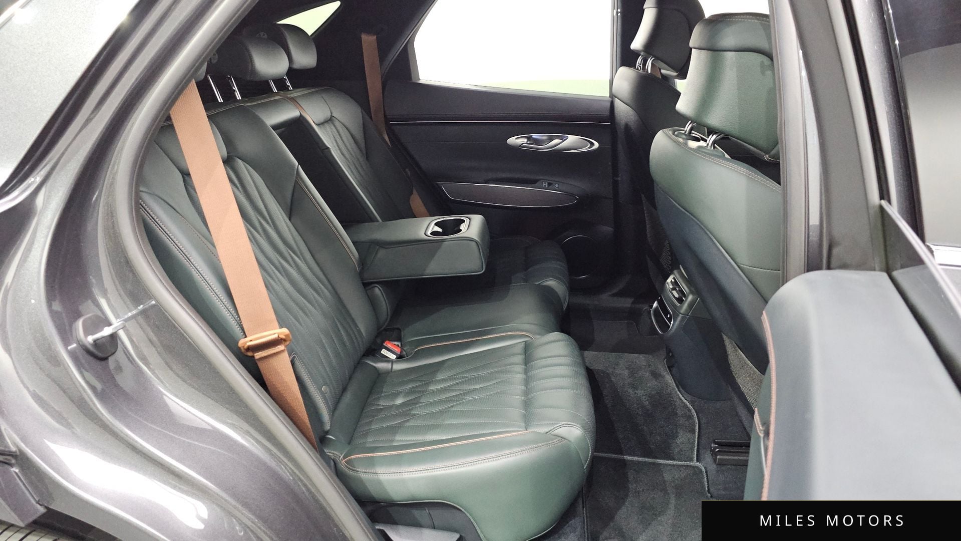 Genesis GV70 2021 — миниатюра 12