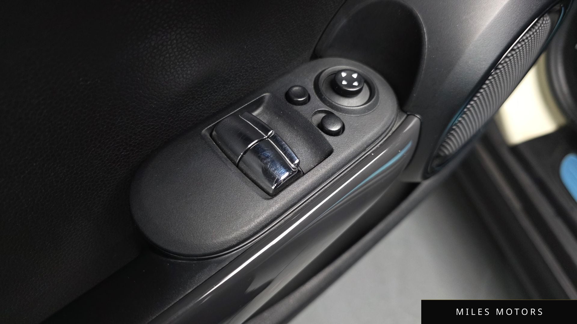 MINI 쿠퍼 2014 — миниатюра 17