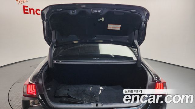 Лексус ES300h 2019 — миниатюра 24