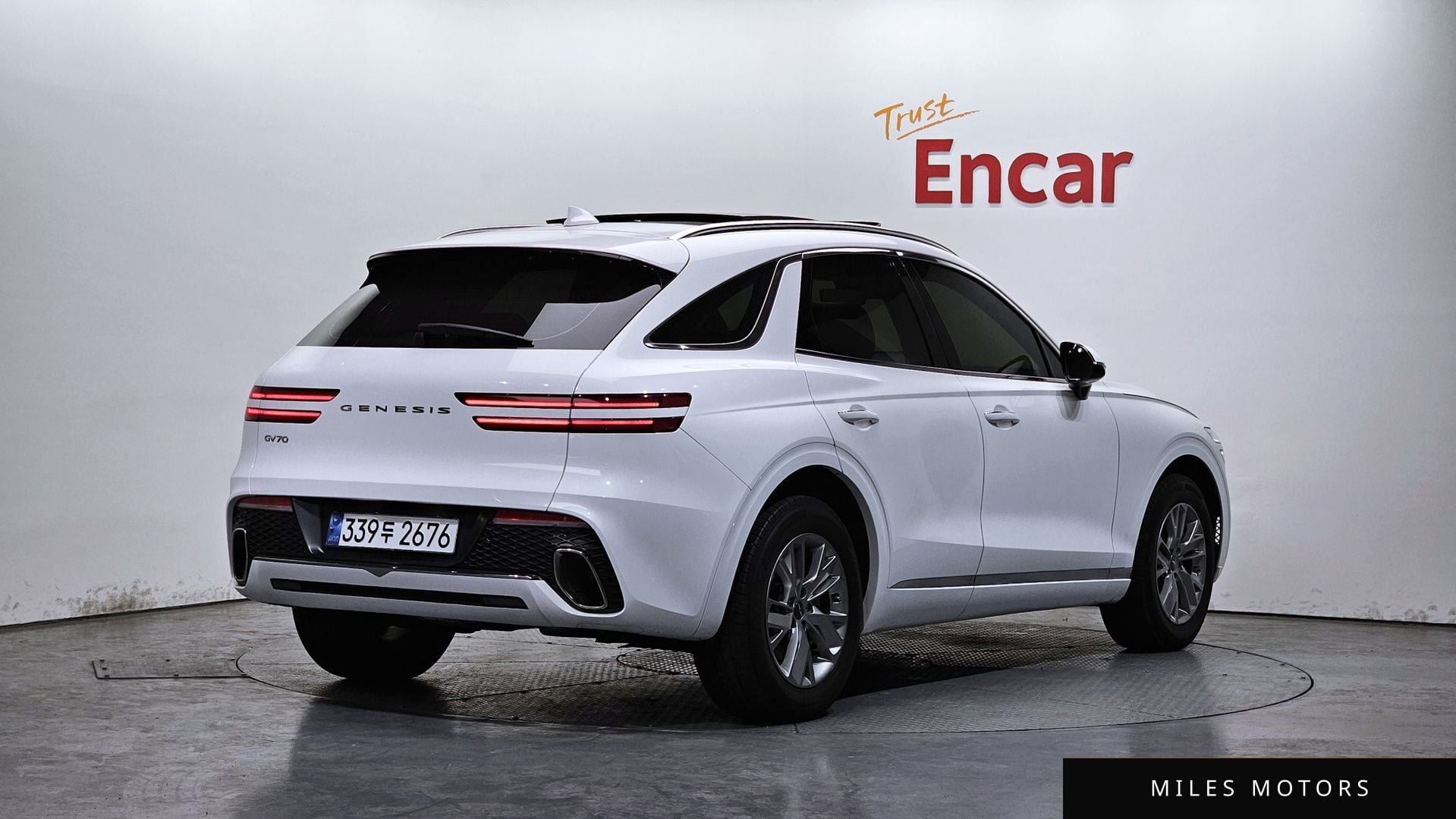 Genesis GV70 2022 — миниатюра 2