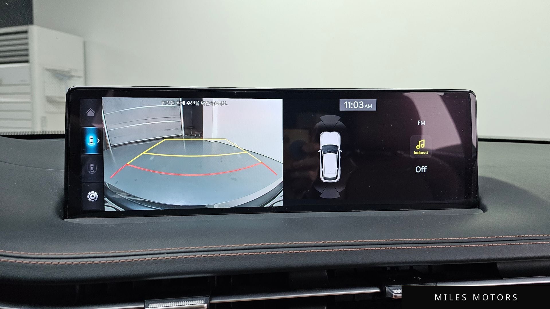 Genesis GV70 2022 — миниатюра 15