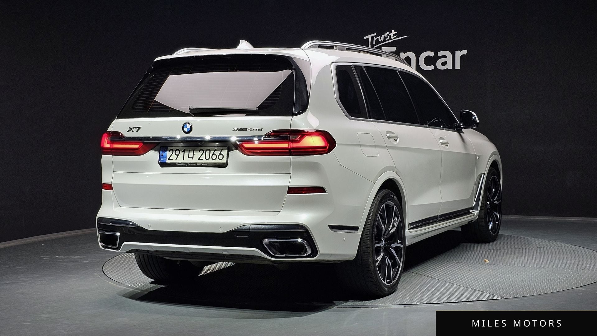BMW X7 (G07) 2021 — миниатюра 2