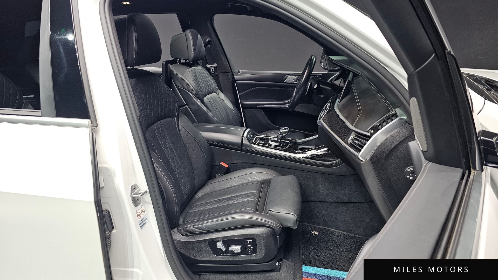 BMW X7 (G07) 2021 — миниатюра 10